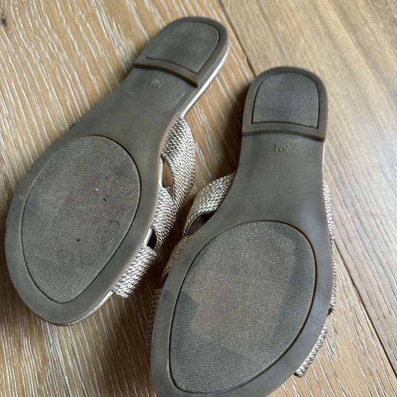 Bandolino rose Gold Sandals with Criss-Cross Strap - Picture 9 of 10